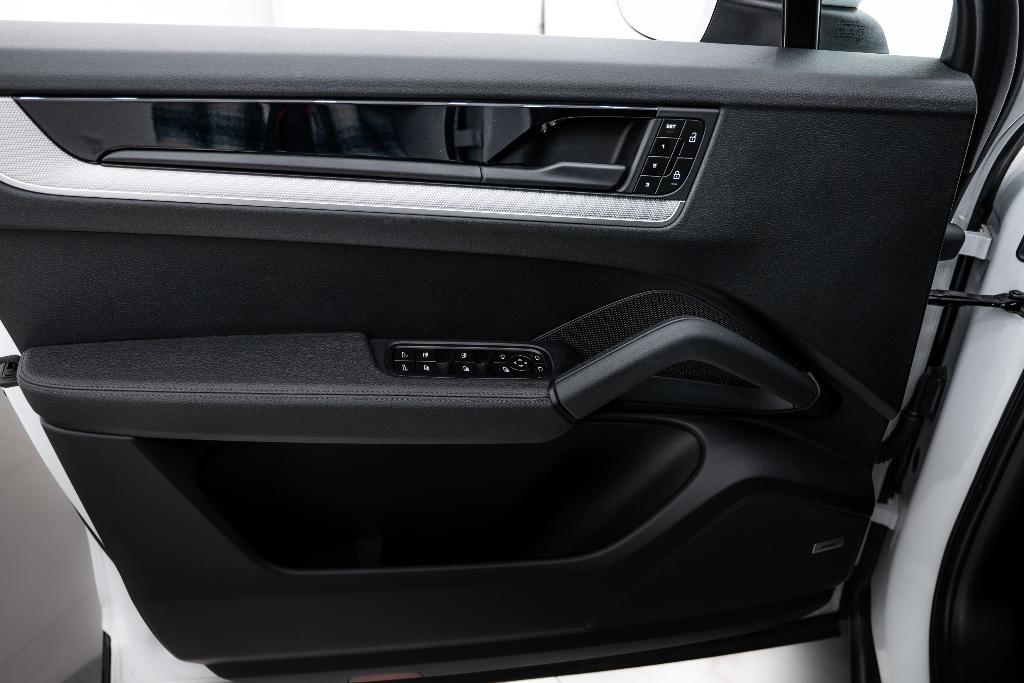 used 2024 Porsche Cayenne car, priced at $75,991