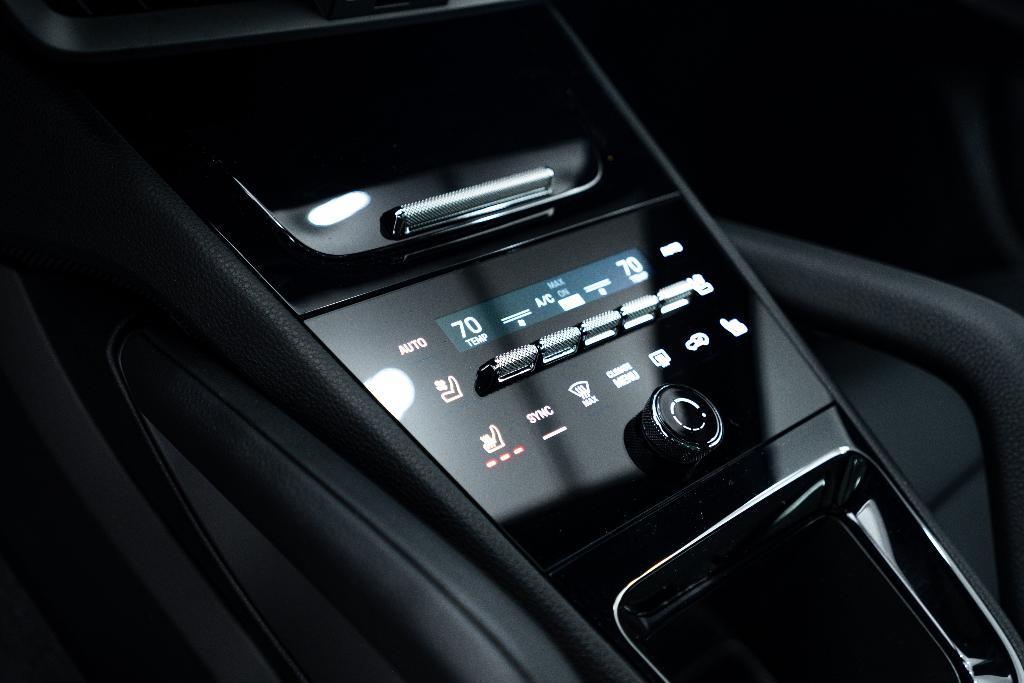 used 2025 Porsche Cayenne car, priced at $100,000