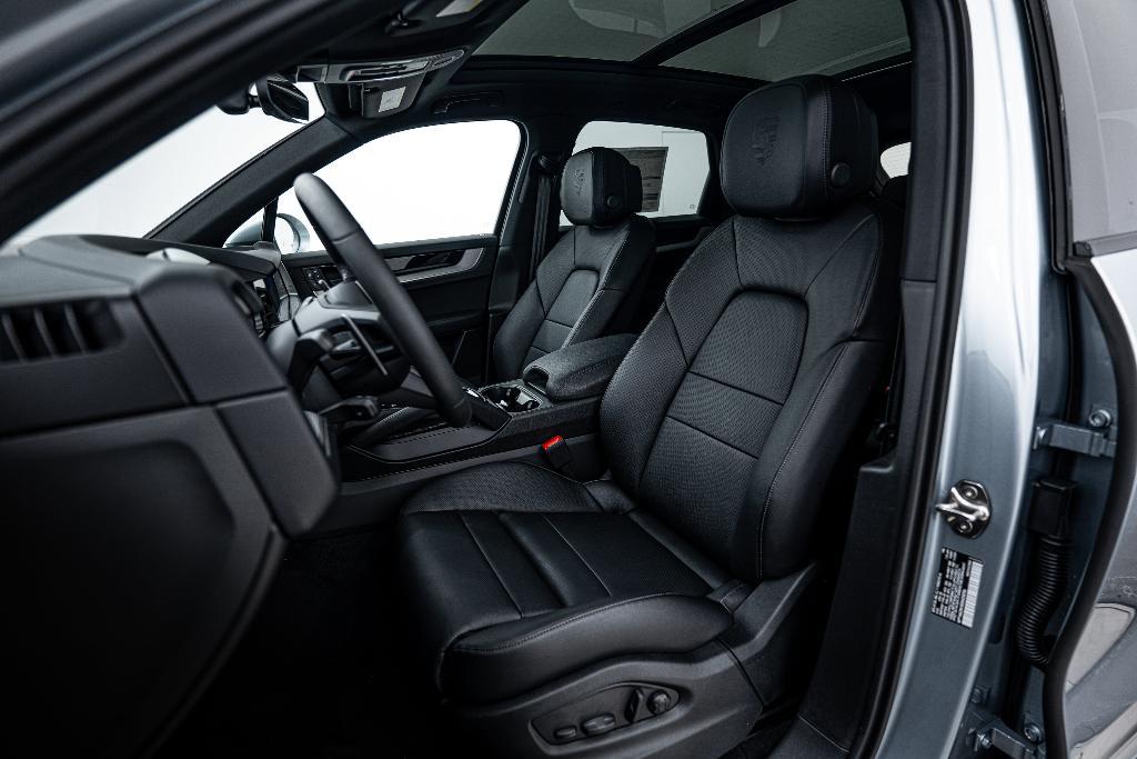 used 2025 Porsche Cayenne car, priced at $100,000