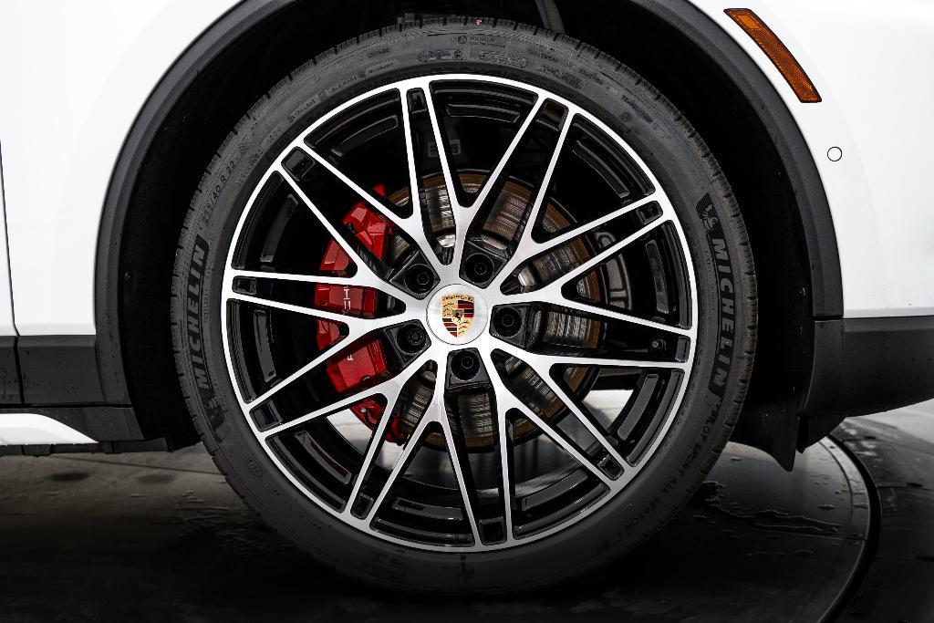 new 2025 Porsche Macan car, priced at $107,185