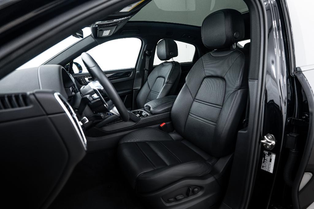 used 2022 Porsche Cayenne car, priced at $72,980