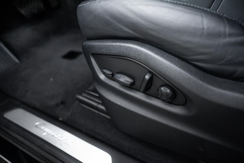 used 2022 Porsche Cayenne car, priced at $72,980