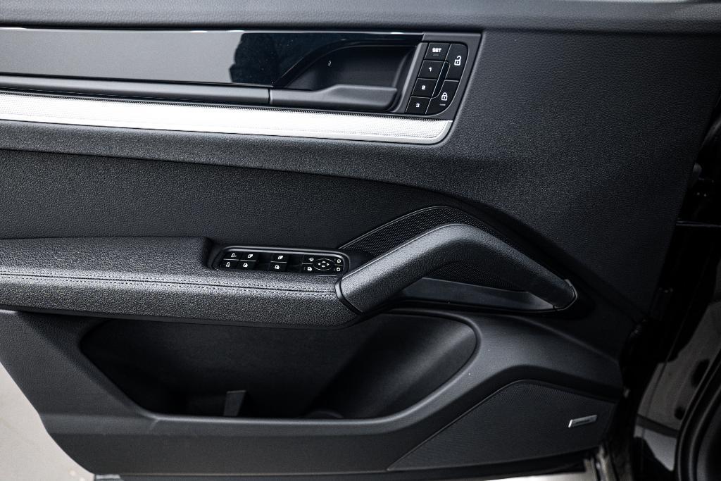 used 2025 Porsche Cayenne car, priced at $91,991