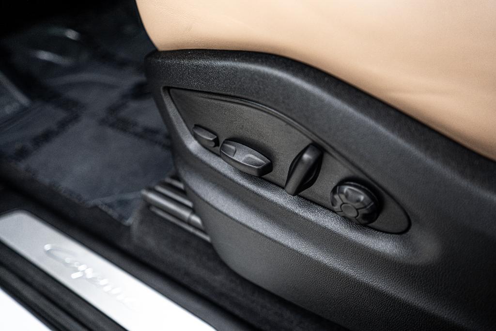 used 2025 Porsche Cayenne car, priced at $98,991