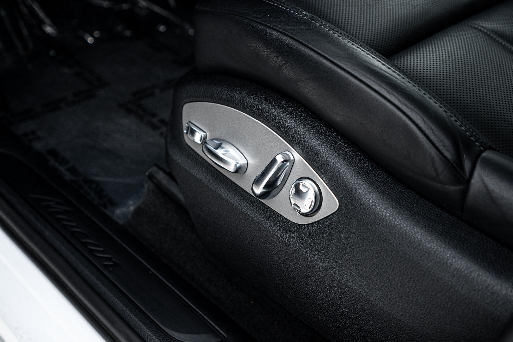 used 2022 Porsche Macan car, priced at $51,000