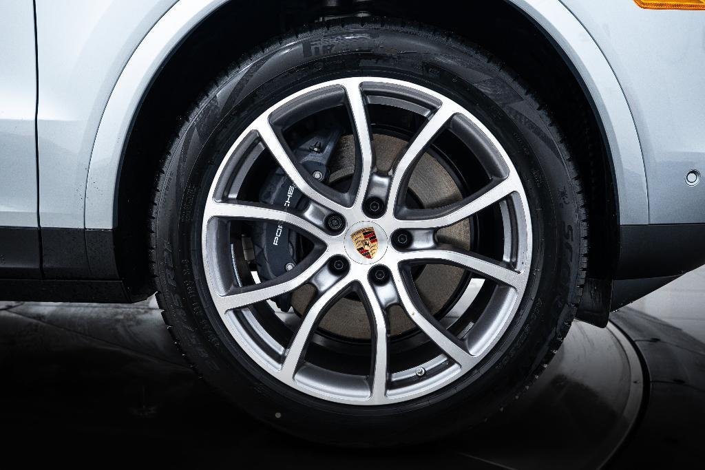 used 2025 Porsche Cayenne car, priced at $98,000
