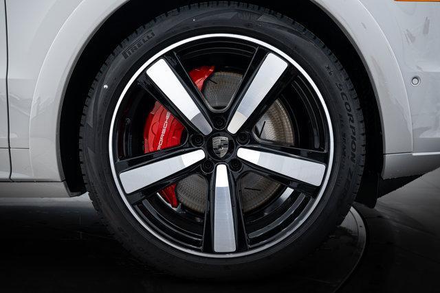 new 2025 Porsche Cayenne car, priced at $205,455