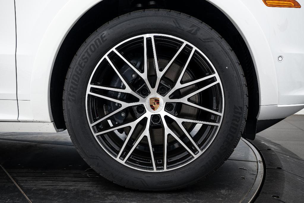 new 2026 Porsche Cayenne car, priced at $114,990