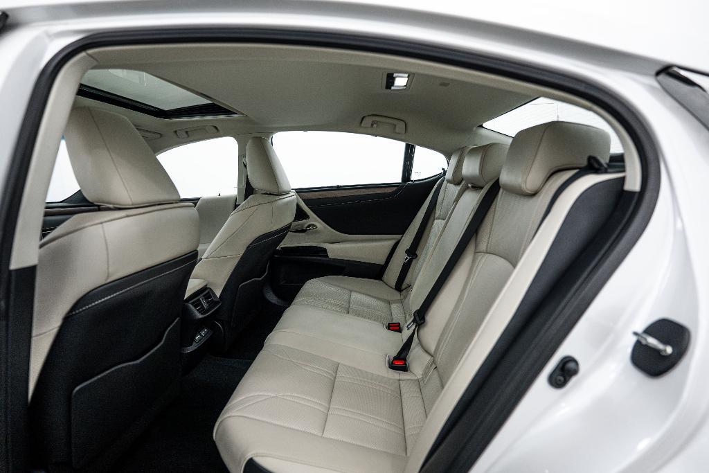 used 2024 Lexus ES 300h car, priced at $43,881