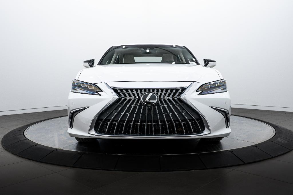 used 2024 Lexus ES 300h car, priced at $43,881