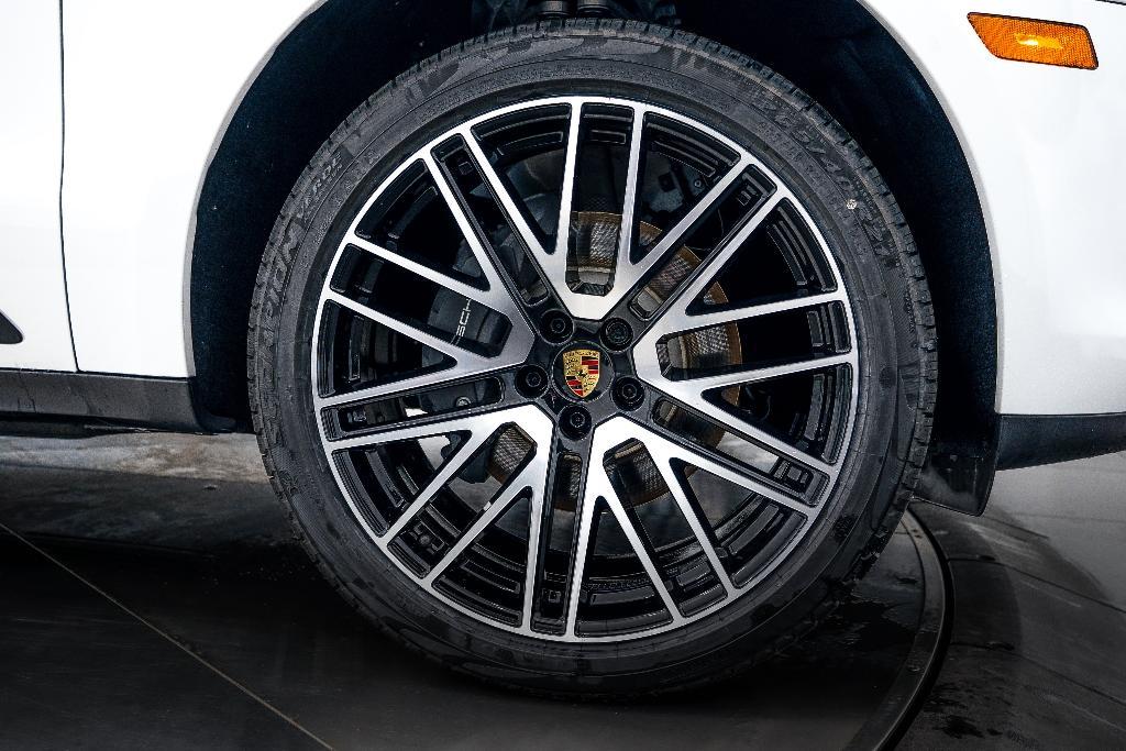 new 2025 Porsche Macan car, priced at $82,625