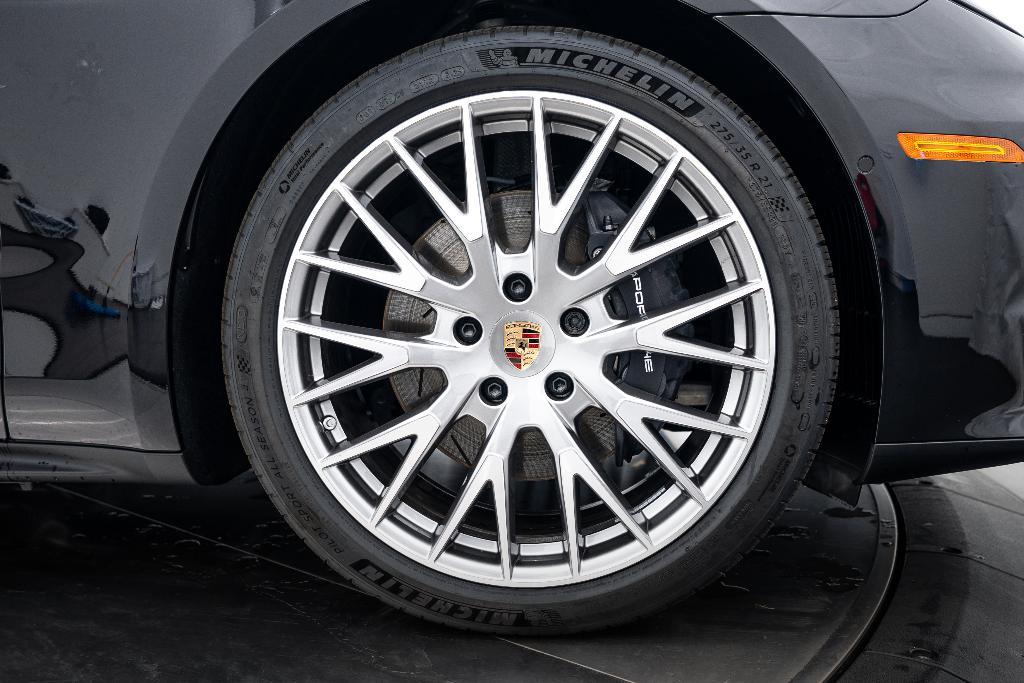 new 2026 Porsche Panamera car, priced at $136,800