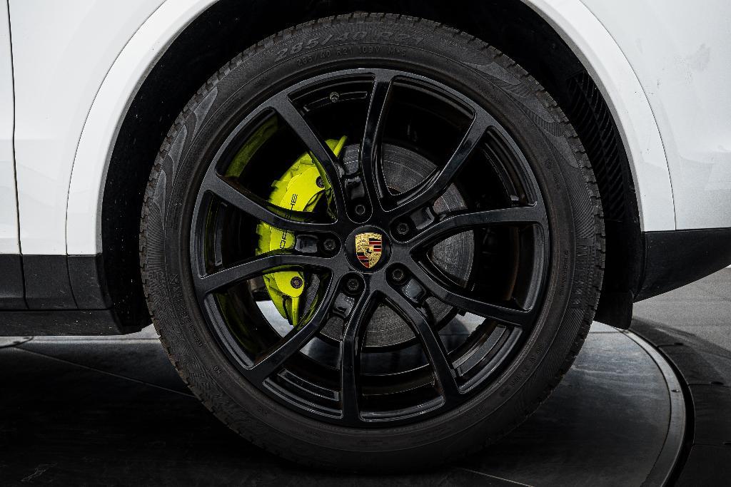 used 2022 Porsche Cayenne car, priced at $73,991