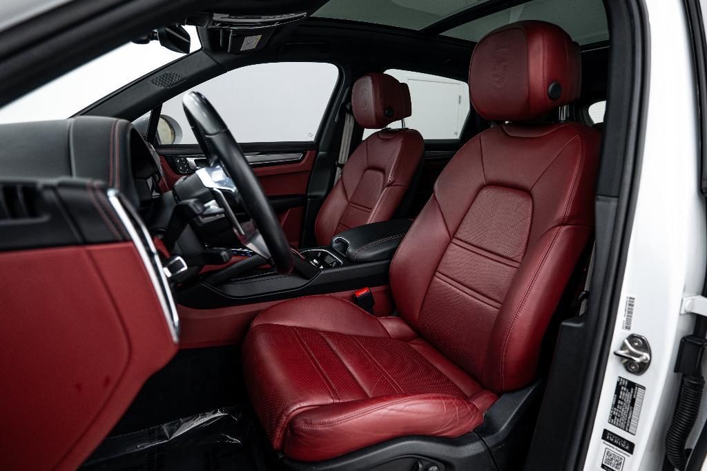 used 2022 Porsche Cayenne car, priced at $73,991