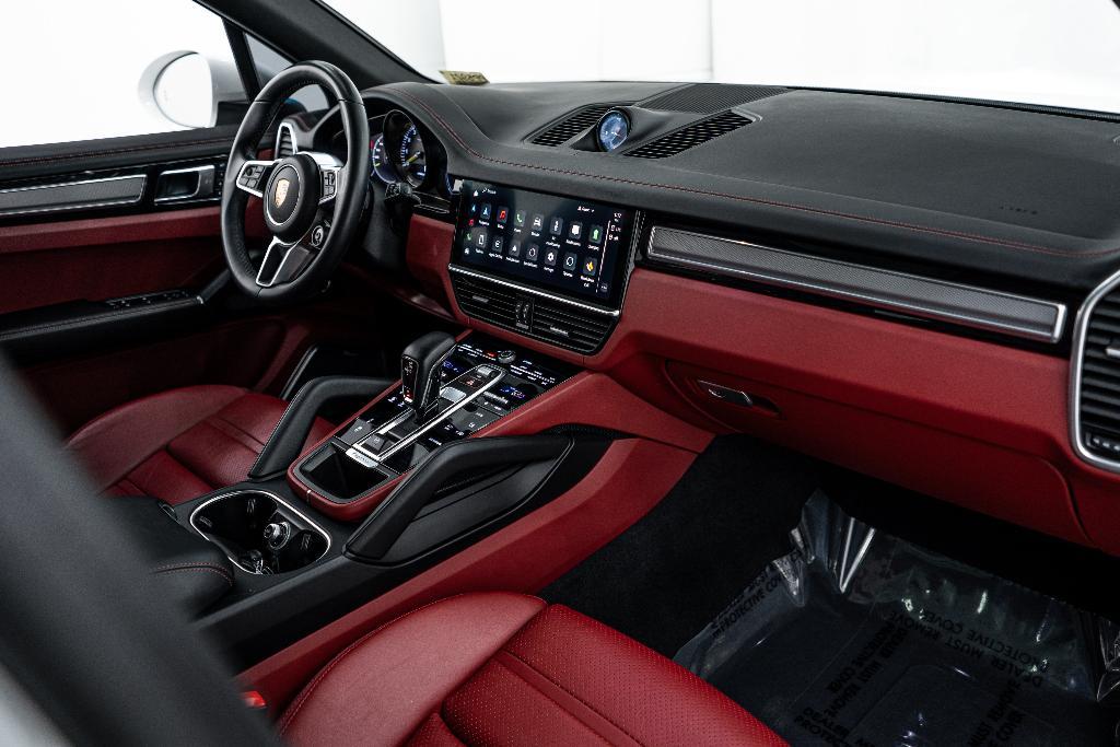 used 2022 Porsche Cayenne car, priced at $73,991