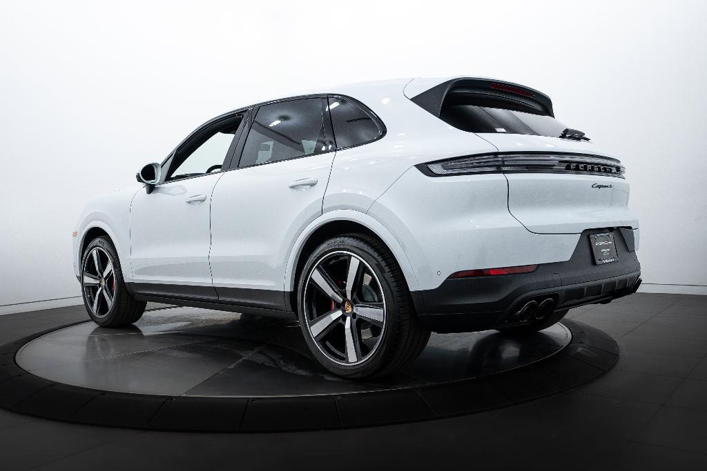 used 2025 Porsche Cayenne car, priced at $126,000