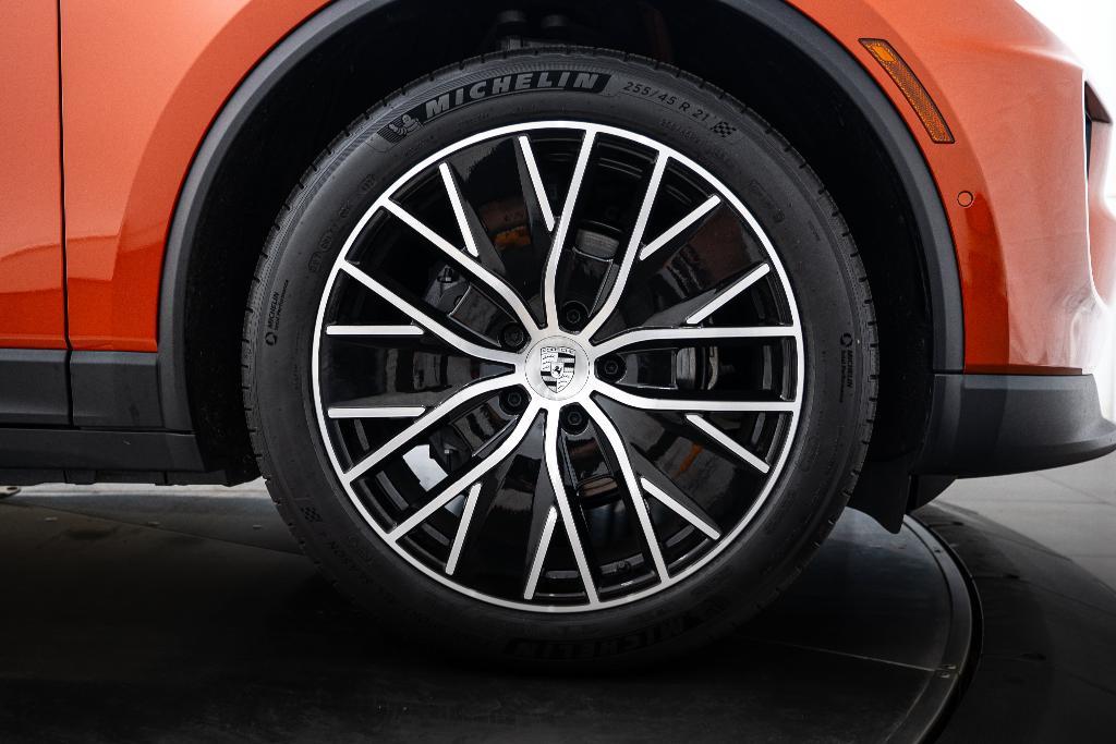 used 2025 Porsche Macan car, priced at $87,981