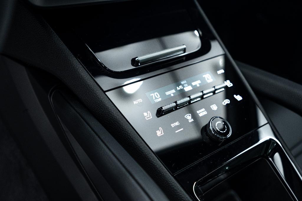 used 2025 Porsche Cayenne car, priced at $100,000