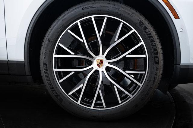 new 2025 Porsche Macan car, priced at $95,005