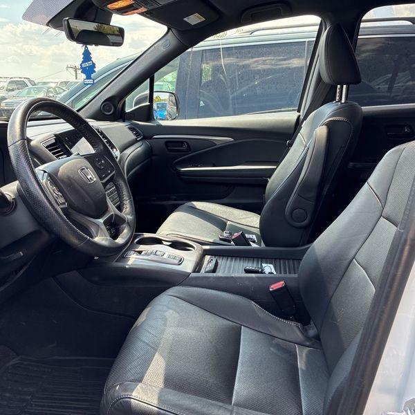 used 2022 Honda Passport car, priced at $32,938