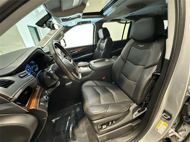 used 2020 Cadillac Escalade ESV car, priced at $45,954