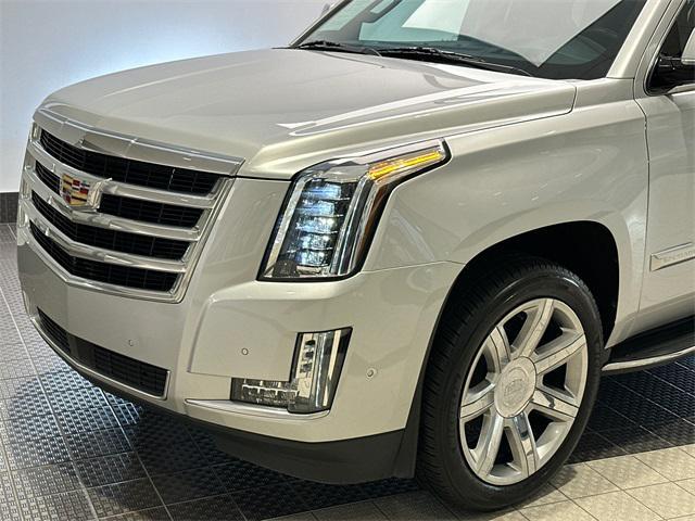 used 2020 Cadillac Escalade ESV car, priced at $45,954