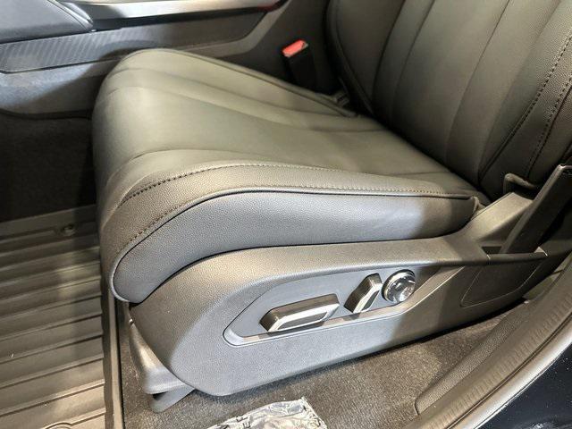 new 2026 Acura MDX car, priced at $55,950