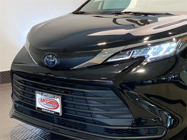 used 2021 Toyota Sienna car, priced at $33,992