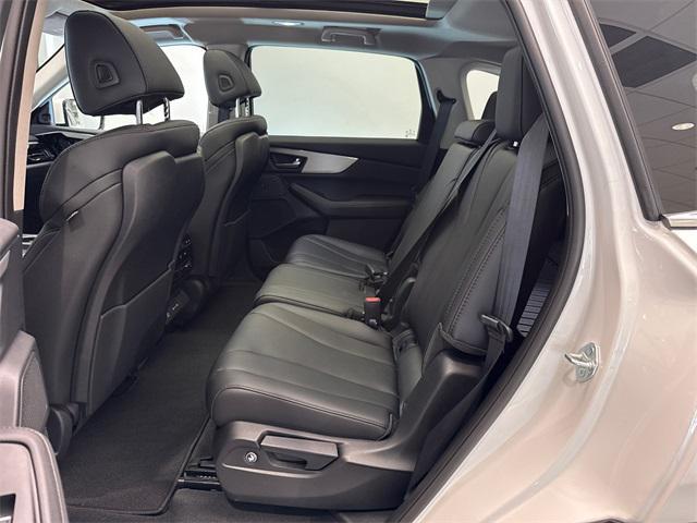 used 2025 Acura MDX car, priced at $48,250