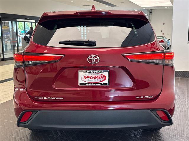 used 2021 Toyota Highlander car, priced at $33,490