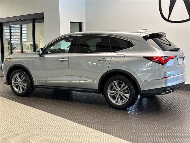 used 2022 Acura MDX car, priced at $35,994