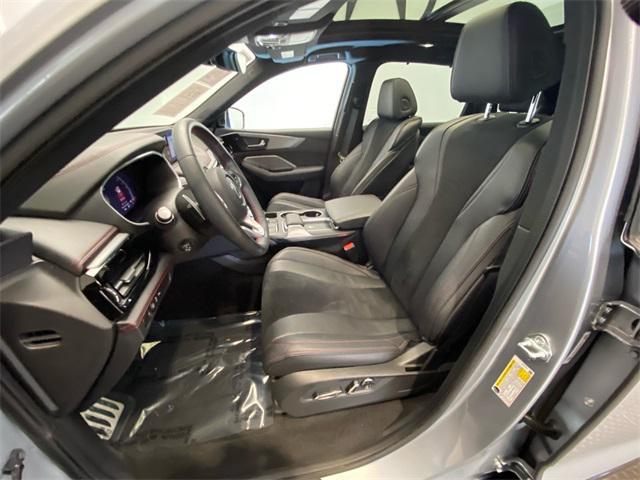 used 2023 Acura MDX car, priced at $43,404