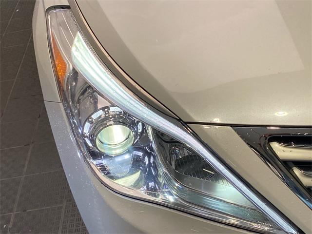 used 2014 Hyundai Azera car, priced at $11,111