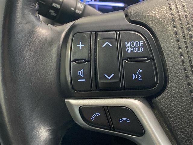 used 2018 Toyota Highlander car, priced at $25,325