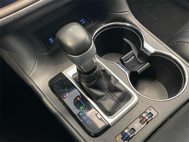 used 2018 Toyota Highlander car, priced at $25,325