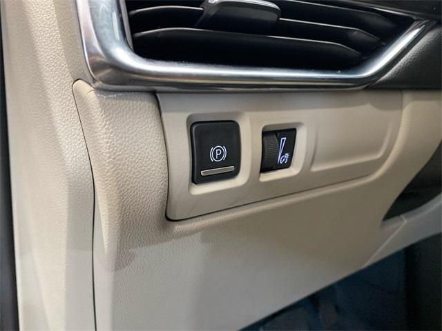 used 2019 Cadillac XT4 car, priced at $17,102