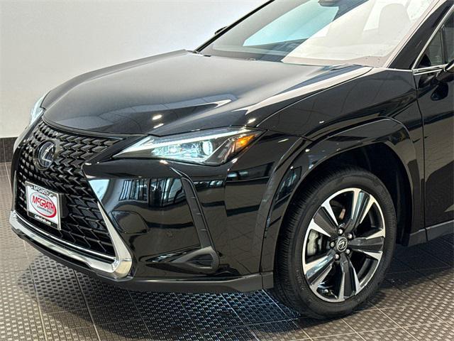 used 2022 Lexus UX 250h car, priced at $34,167