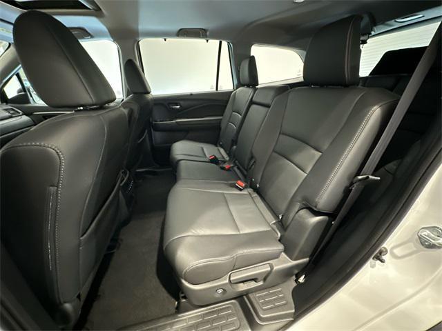 used 2021 Honda Pilot car, priced at $28,778