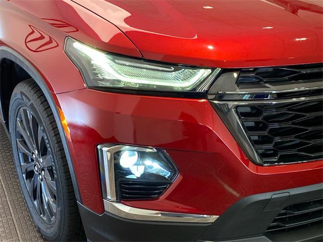 used 2022 Chevrolet Traverse car, priced at $31,676