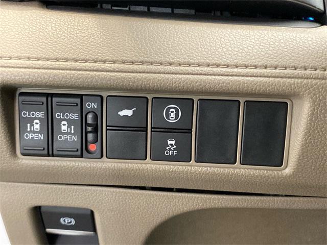 used 2021 Honda Odyssey car, priced at $28,287