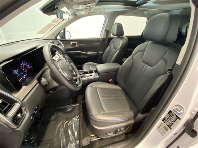 used 2021 Kia Sorento car, priced at $24,117