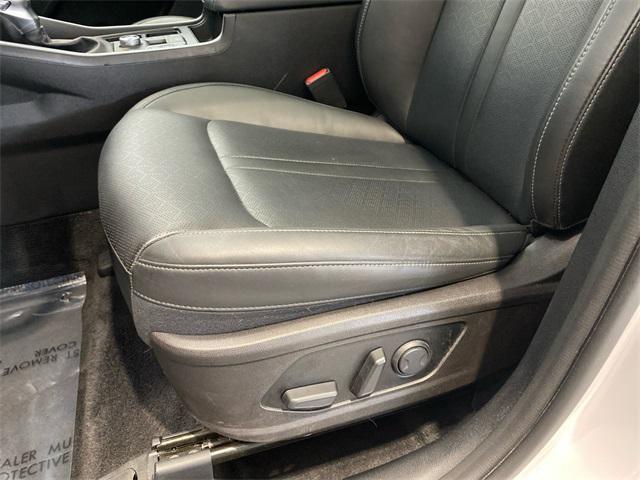 used 2021 Kia Sorento car, priced at $24,117