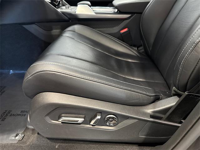 used 2023 Acura MDX car, priced at $41,250
