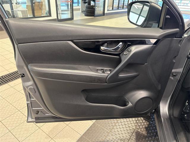 used 2021 Nissan Rogue Sport car, priced at $20,000