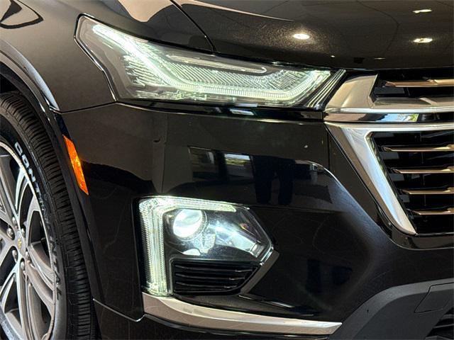used 2022 Chevrolet Traverse car, priced at $38,990