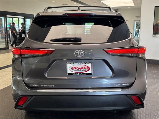 used 2021 Toyota Highlander car, priced at $33,990