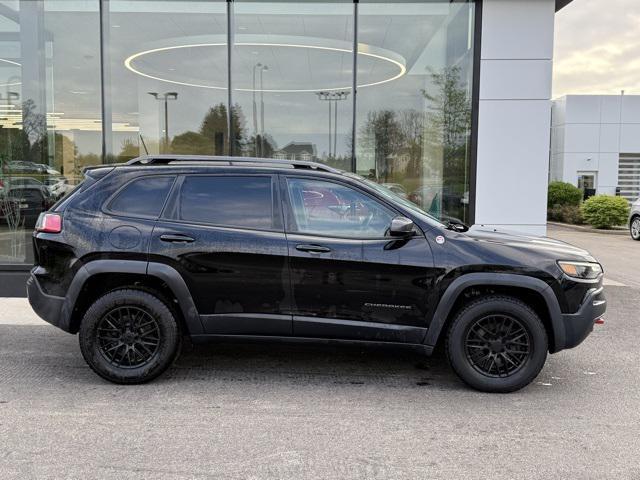 used 2019 Jeep Cherokee car, priced at $18,990