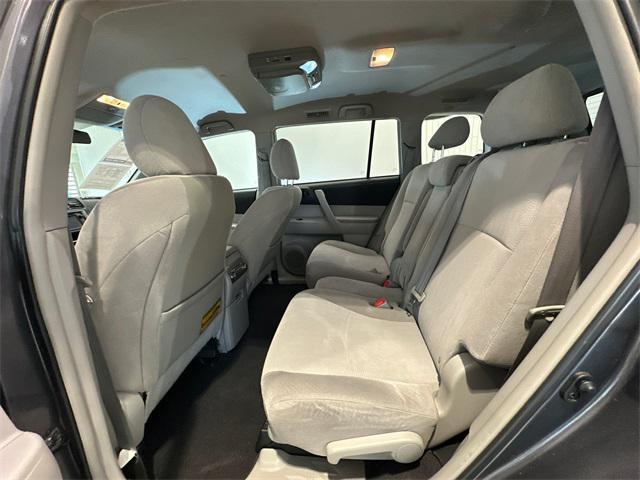 used 2013 Toyota Highlander car, priced at $13,490