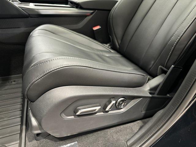 new 2026 Acura MDX car, priced at $61,350