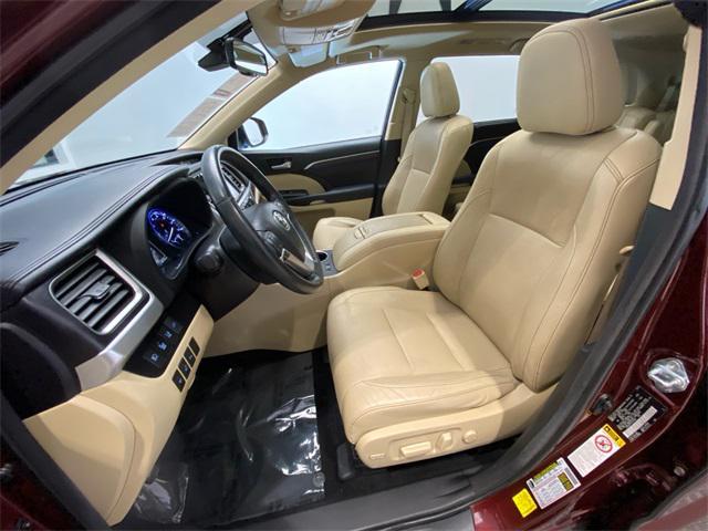 used 2015 Toyota Highlander car, priced at $19,960
